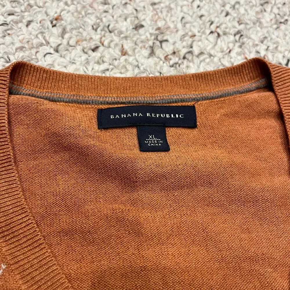 Banana Republic V Neck Argyle Diamond Sweater Silk Blend XL Preppy Classic